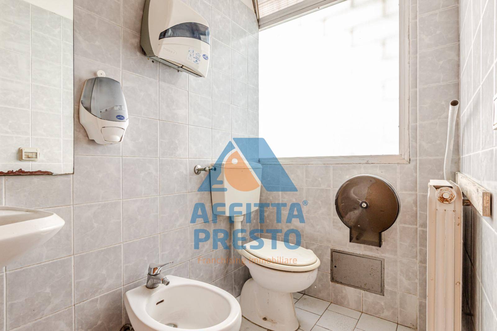 Ufficio in affitto a Santa Croce sull'Arno