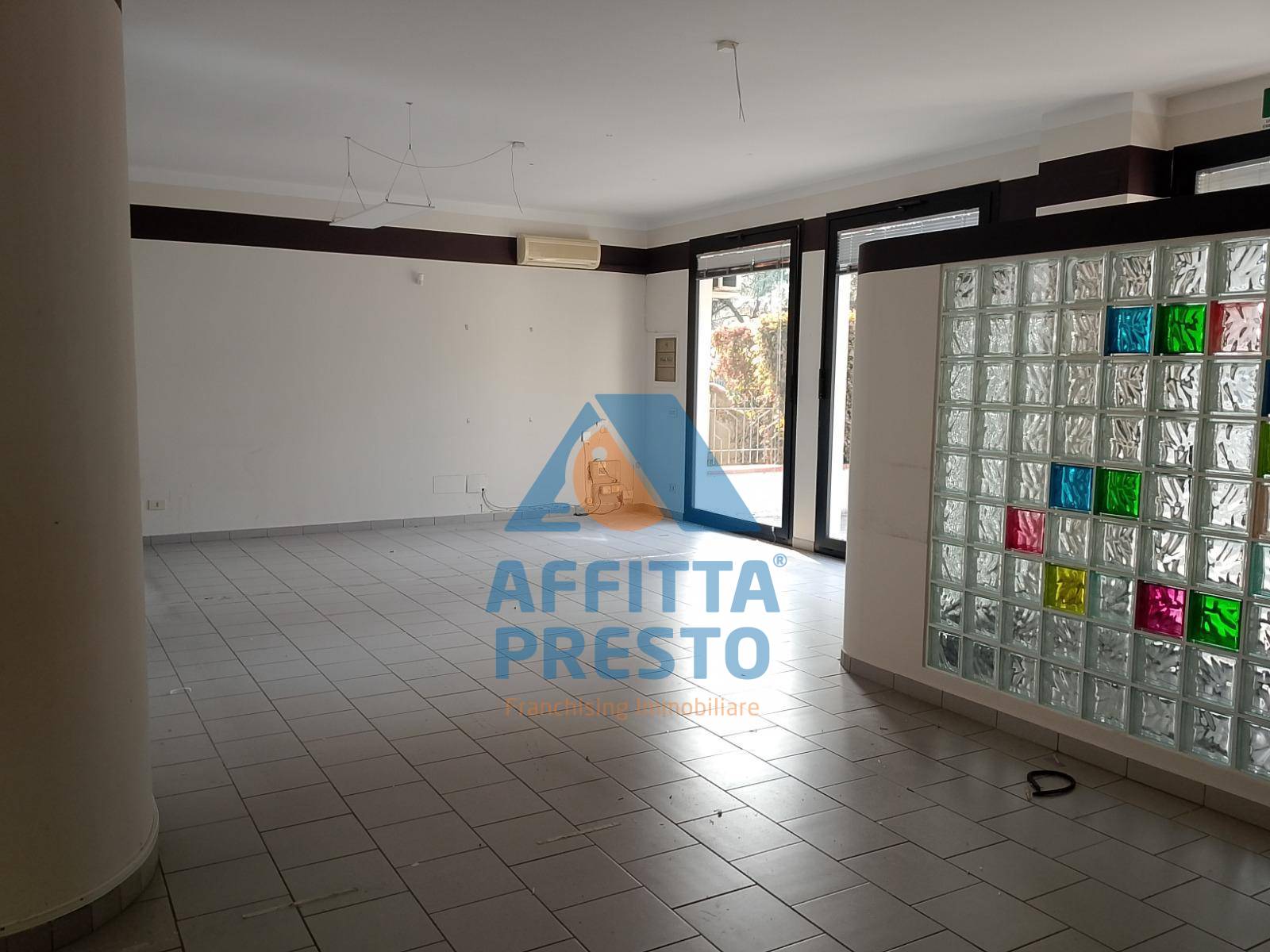 Fondo Commerciale in affitto a Empoli