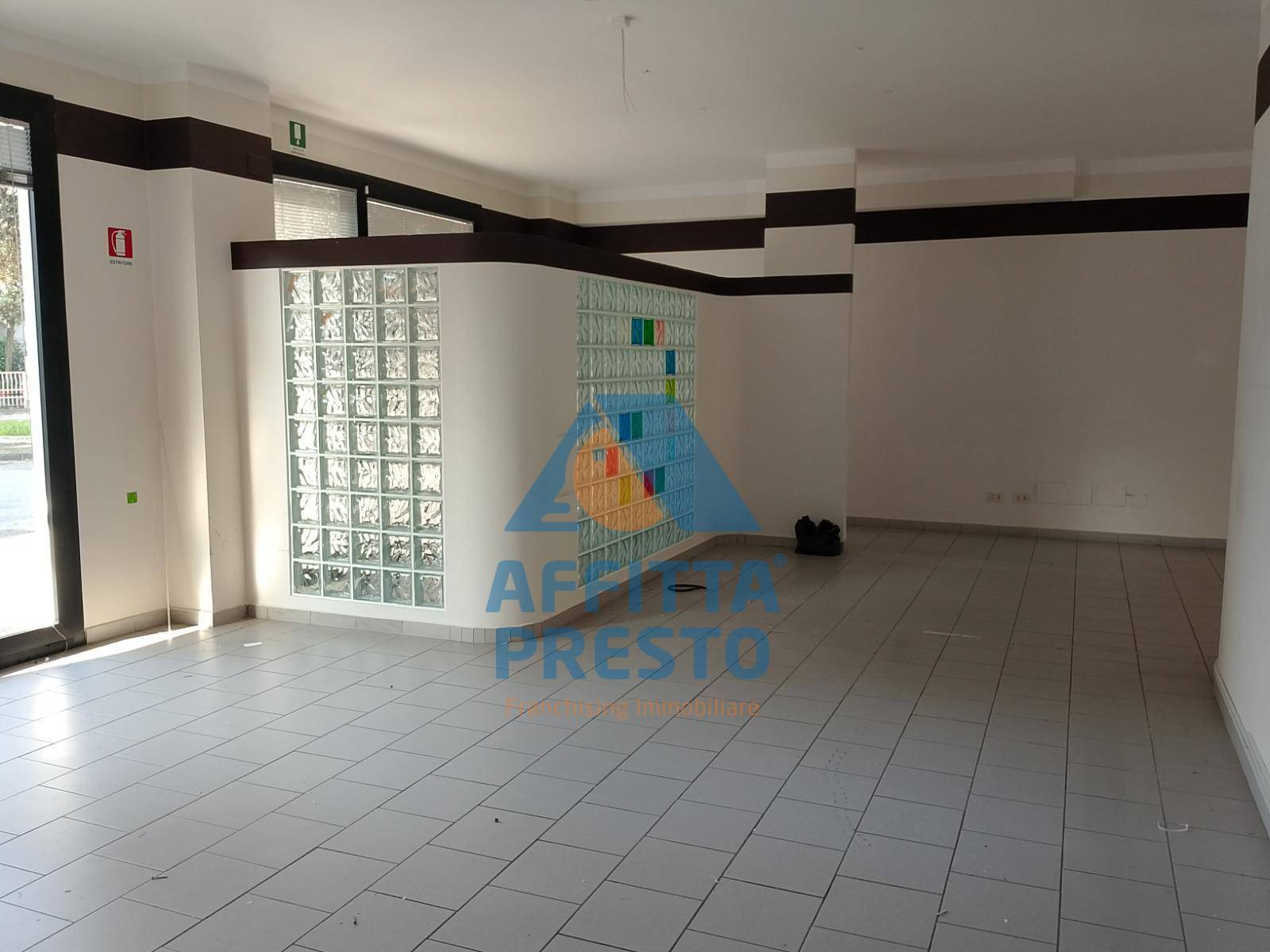 Fondo Commerciale in affitto a Empoli