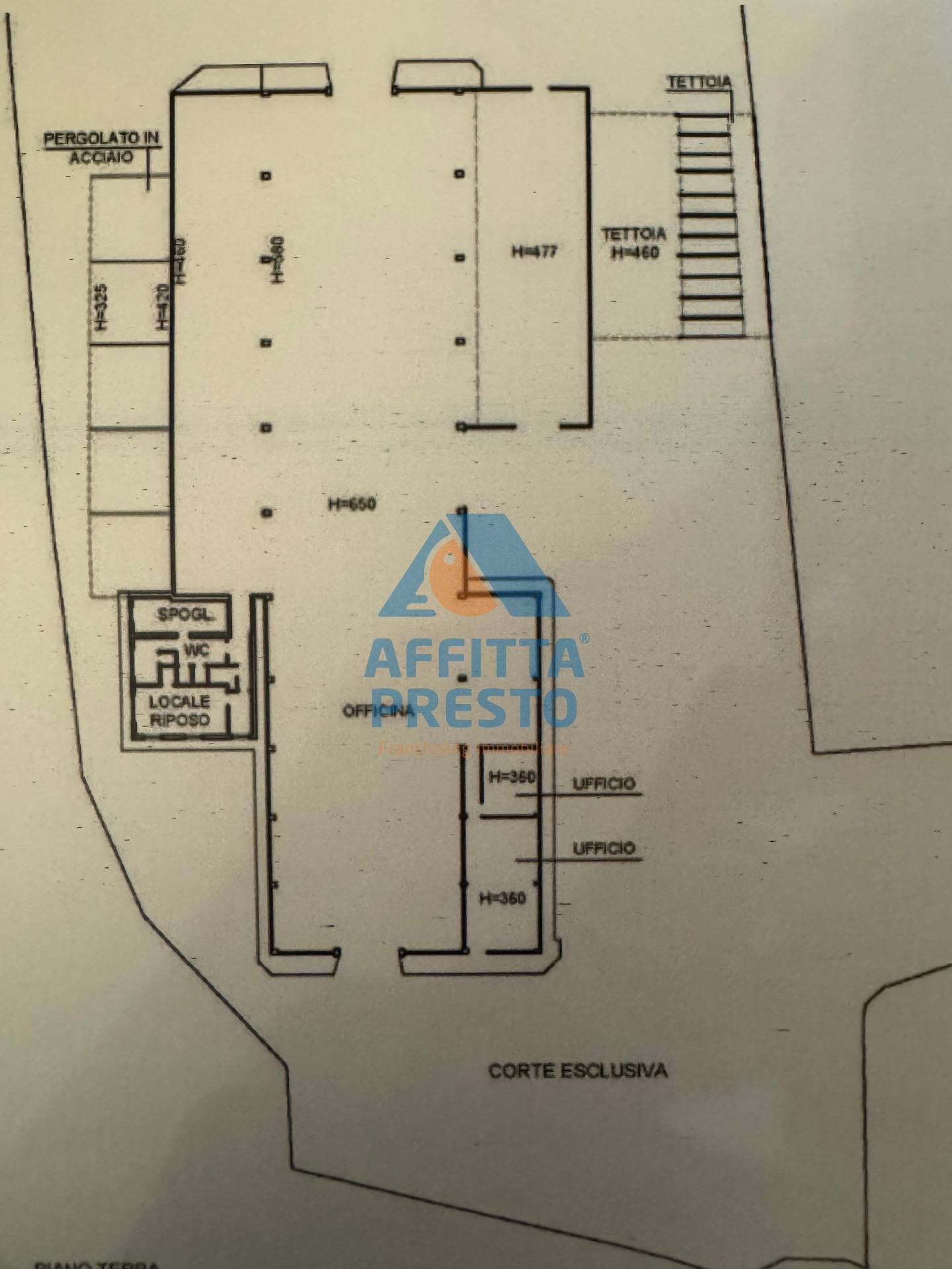 Capannone in affitto a Massa