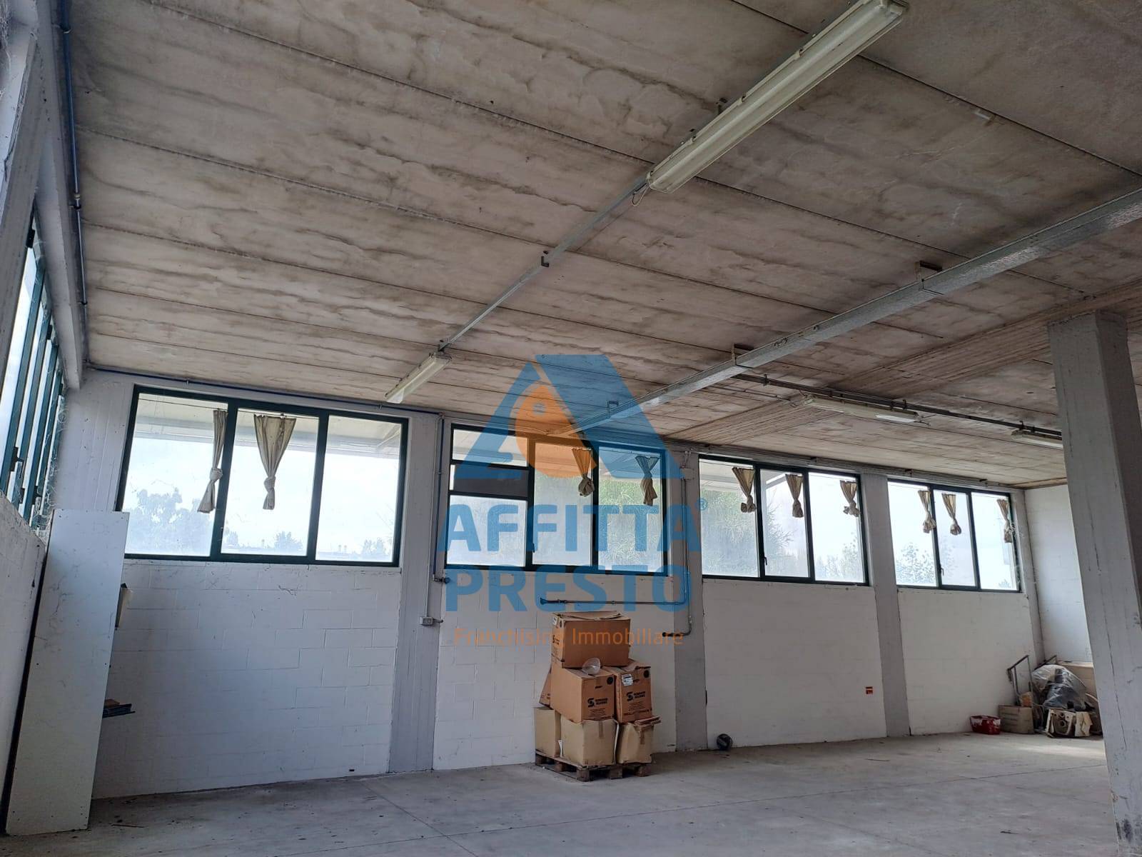 Laboratorio Artigianale in affitto a Empoli