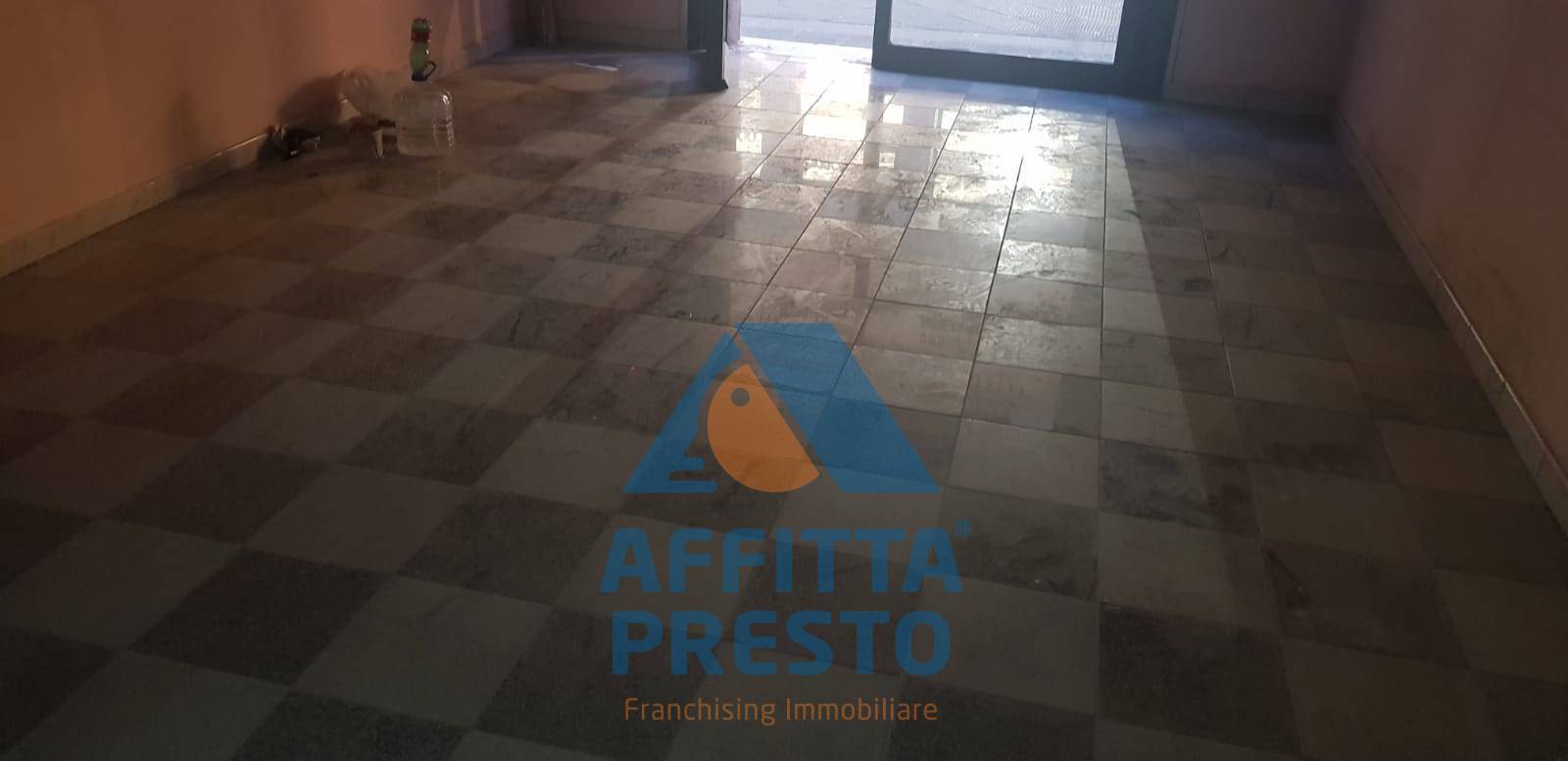 Negozio in affitto a Empoli