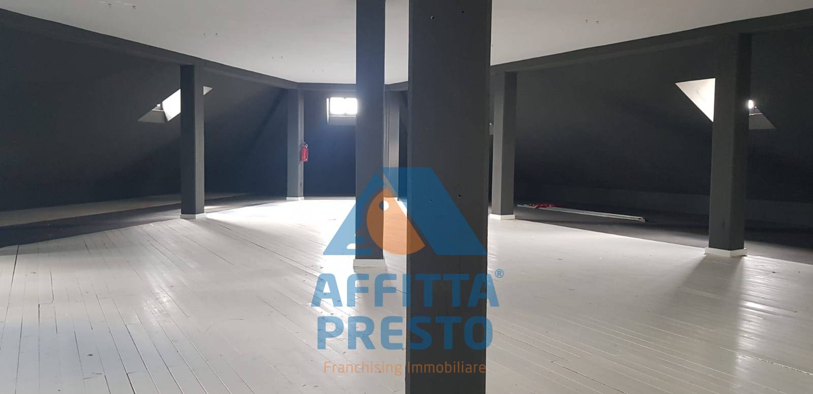 Magazzino in affitto a Empoli