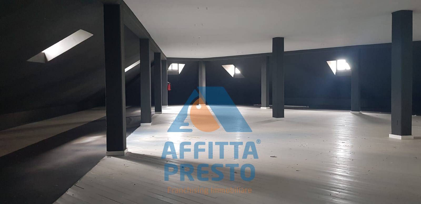 Magazzino in affitto a Empoli