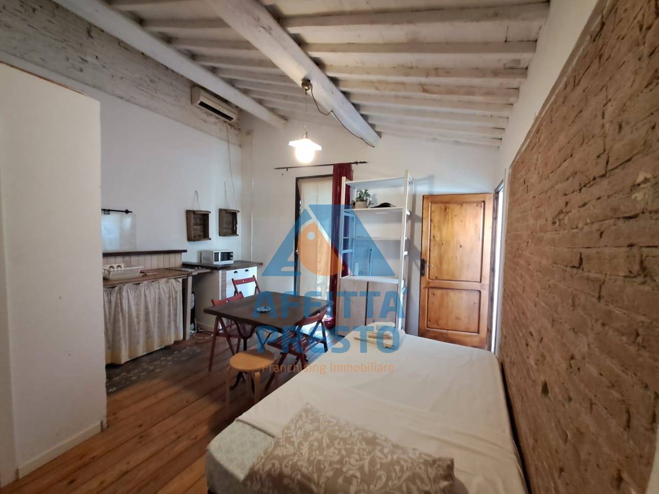 Attico/Mansarda in affitto a Pontedera, Centro