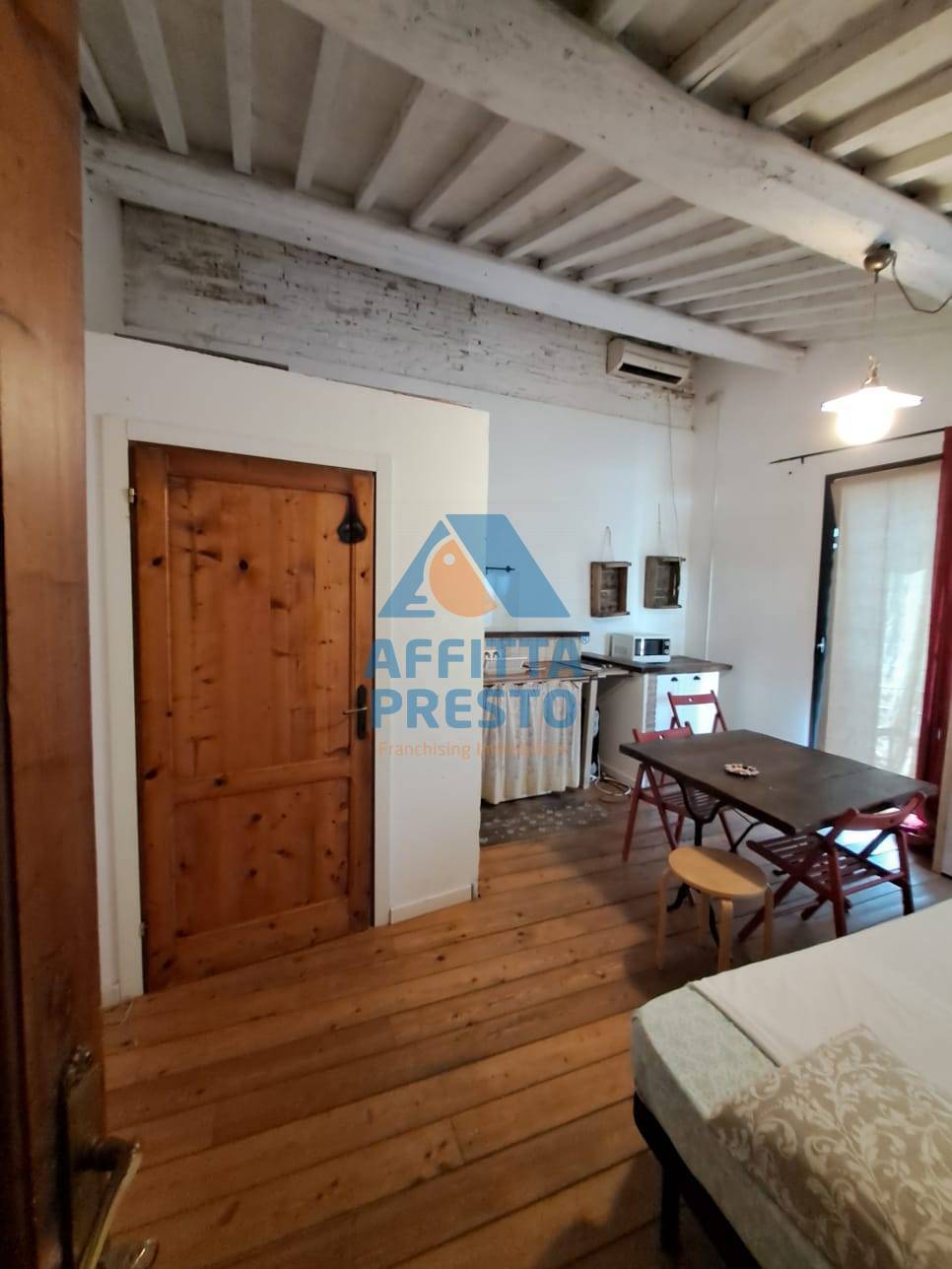 Attico/Mansarda in affitto a Pontedera, Centro