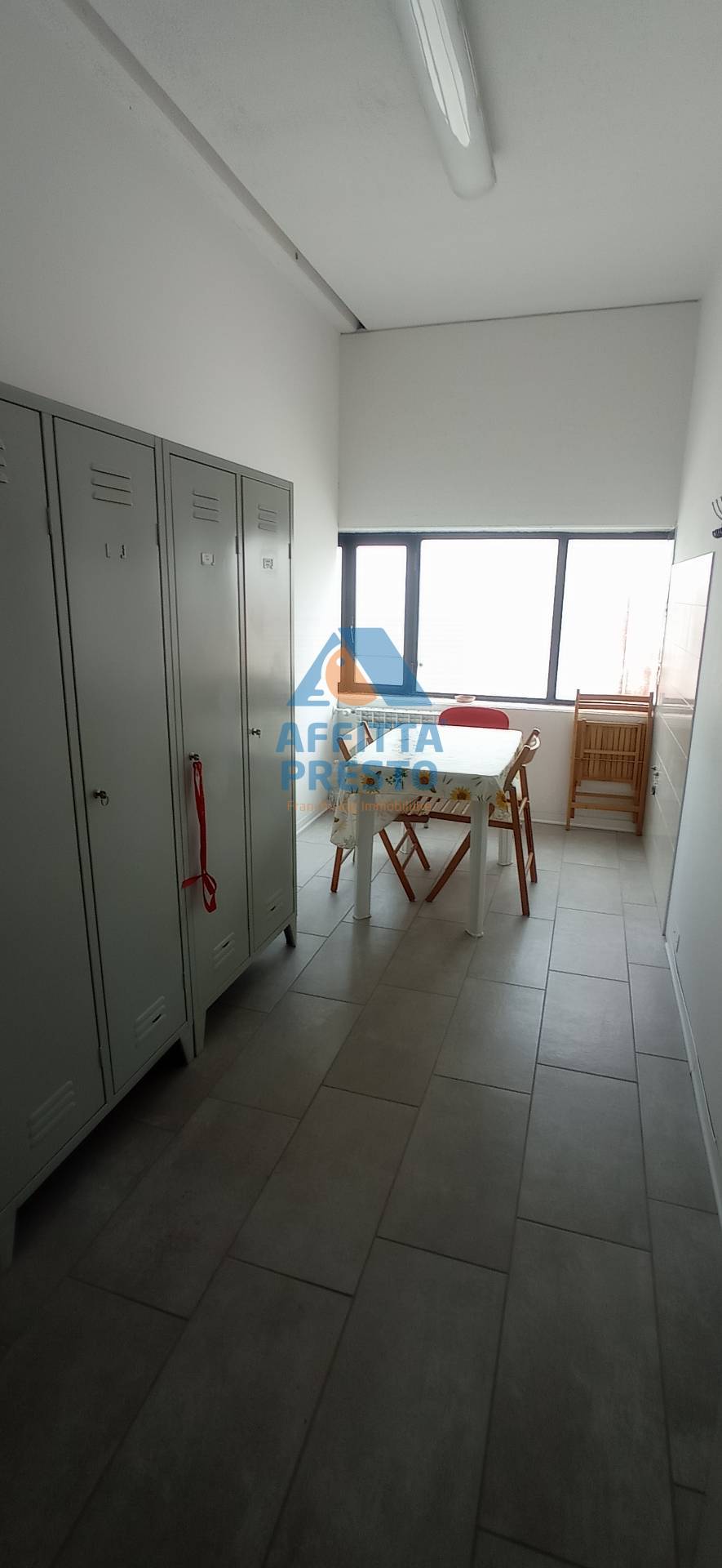 Capannone in vendita a Castelfiorentino