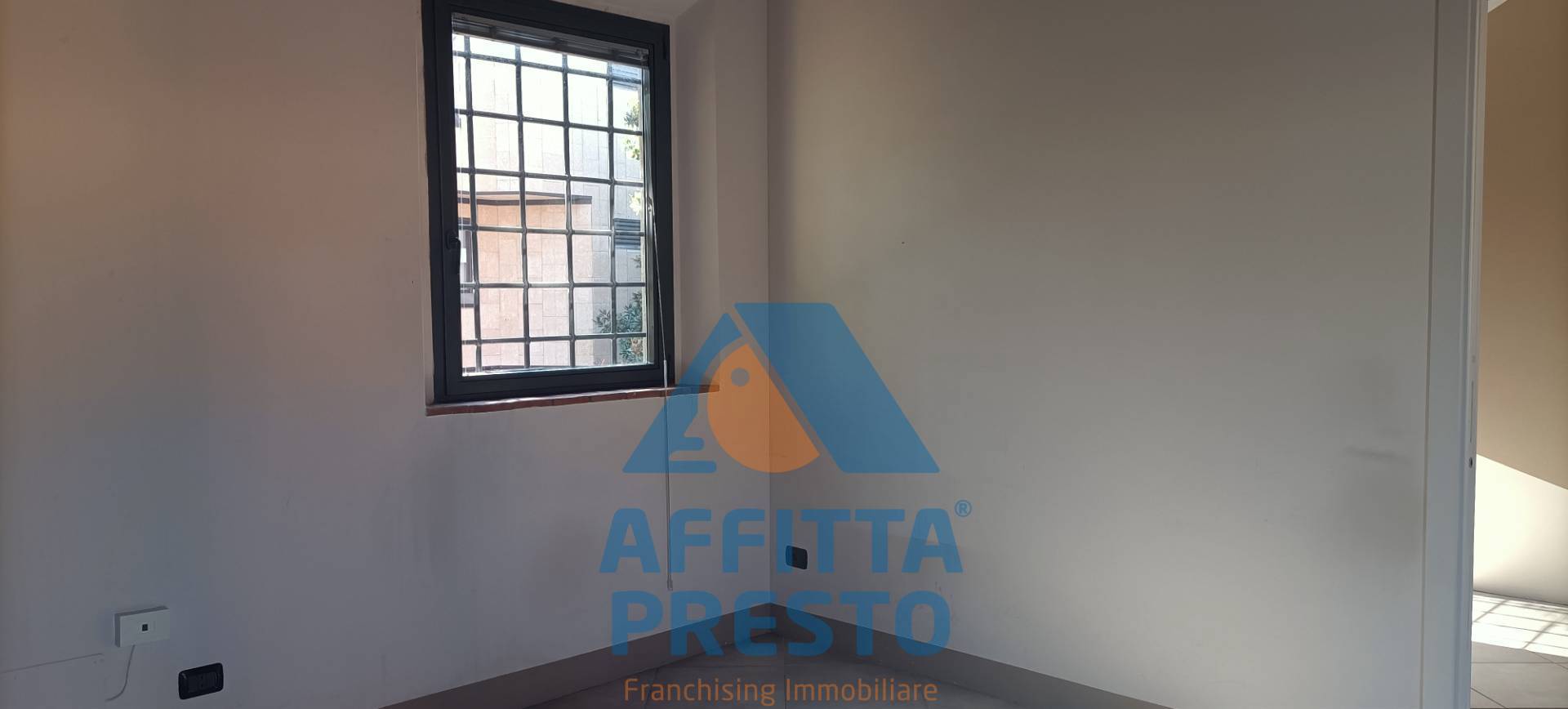 Ufficio in affitto a Empoli, Centro