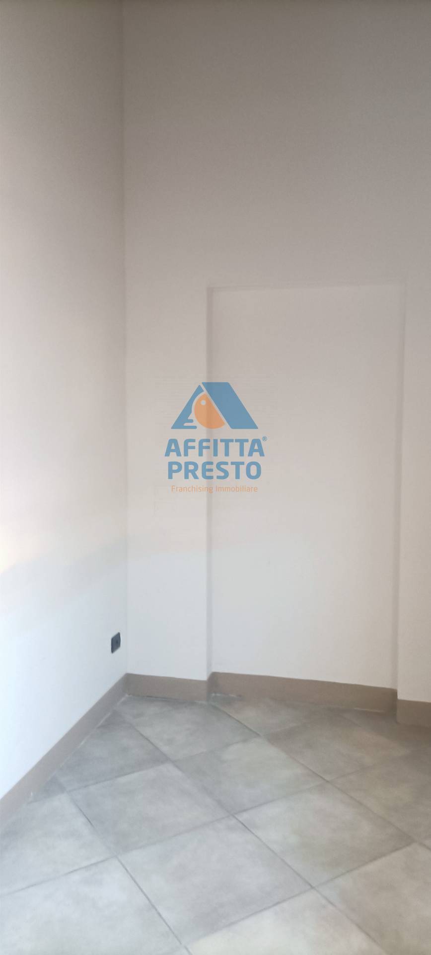 Ufficio in affitto a Empoli, Centro