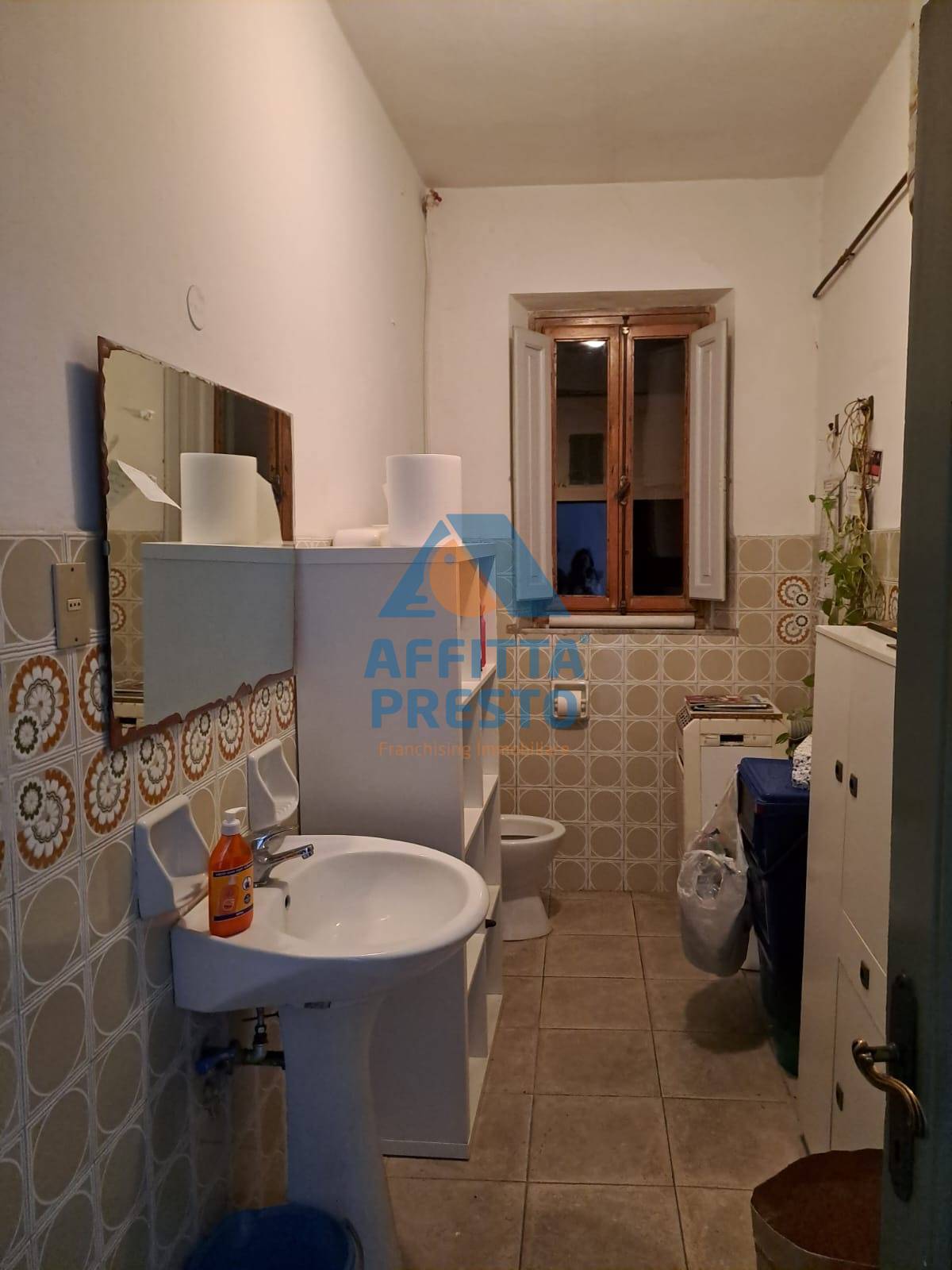 Ufficio in affitto a Empoli, Centro