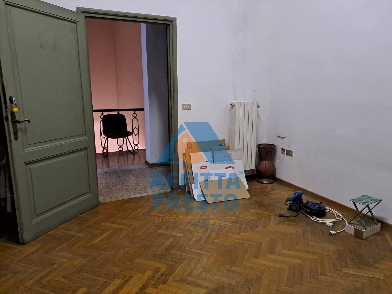 Ufficio in affitto a Empoli, Centro