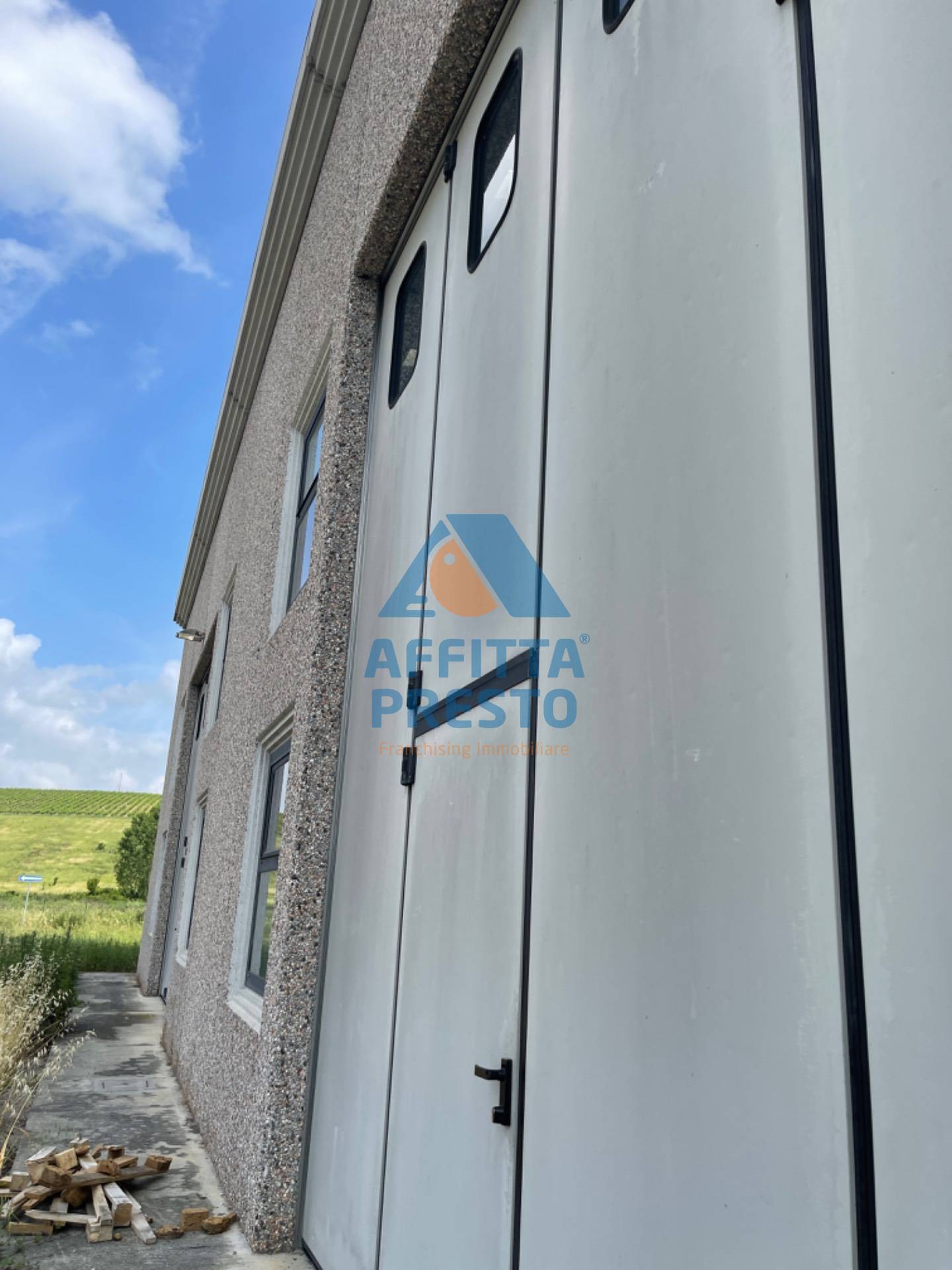 Capannone in vendita a Vinci