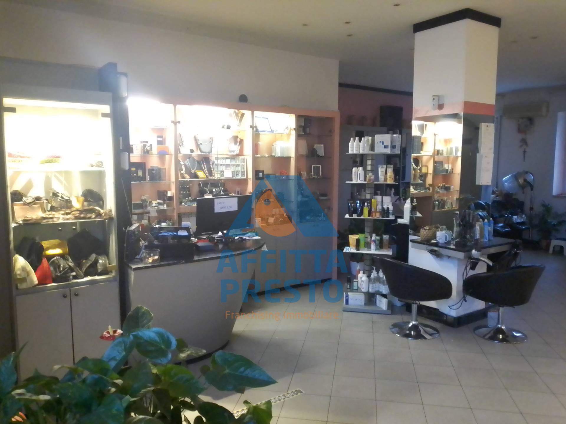 Fondo Artigianale in affitto a Fucecchio