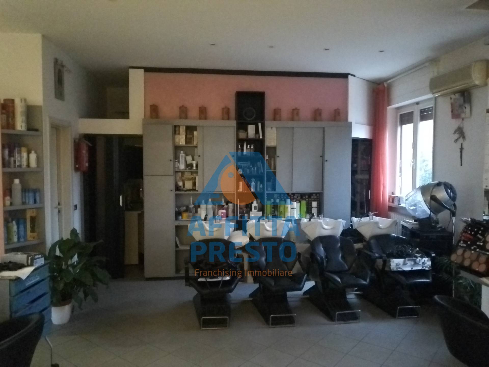 Fondo Artigianale in affitto a Fucecchio