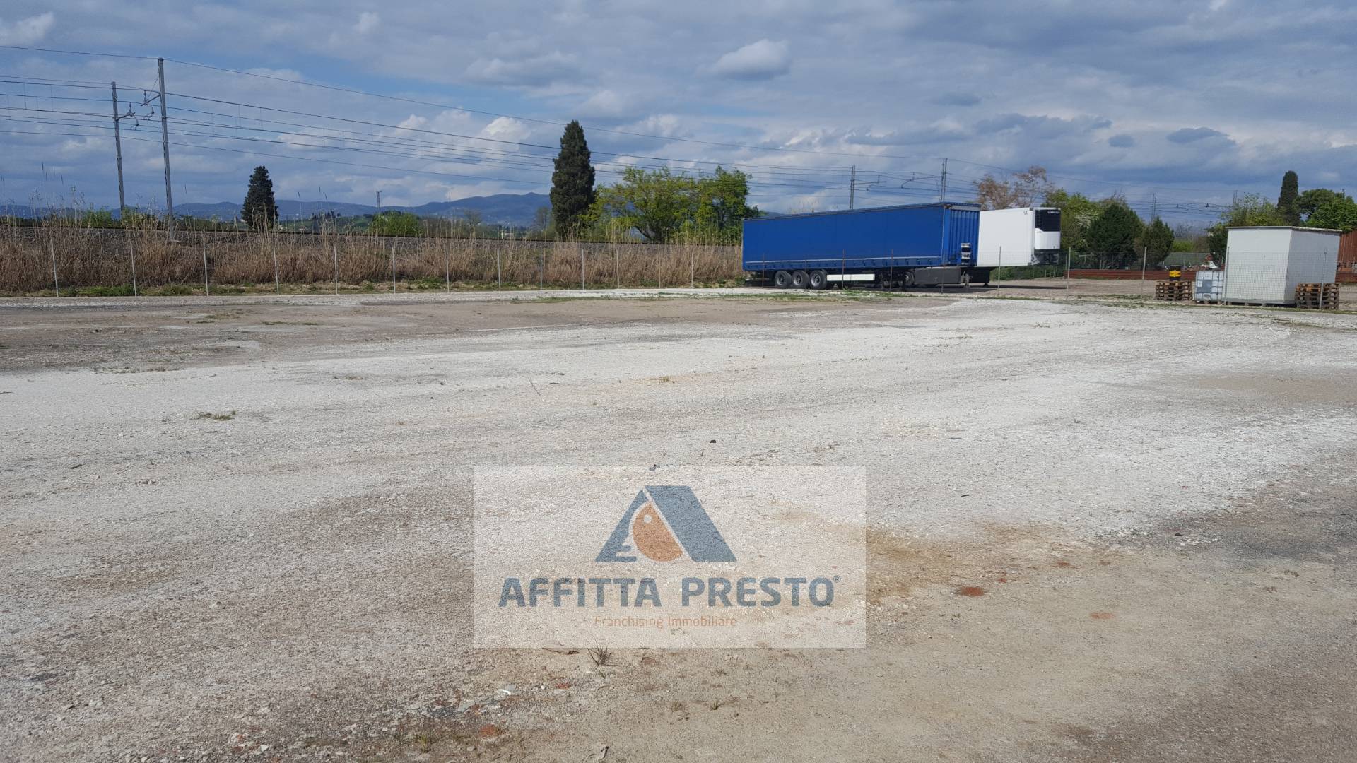 Deposito in affitto a Empoli, Santa Maria