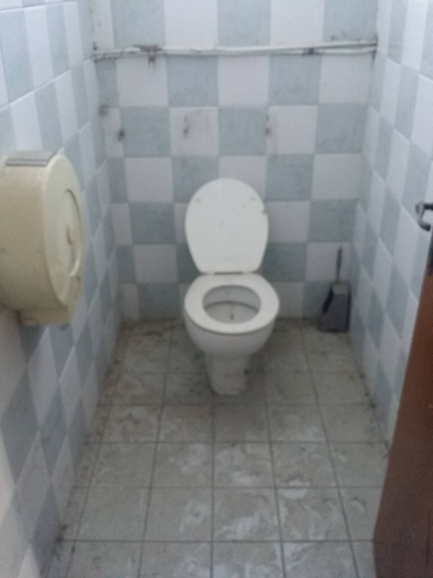 Fondo Commerciale in affitto a Fucecchio