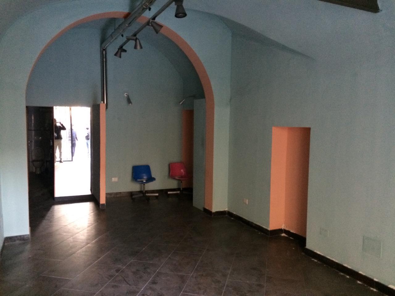 Fondo Commerciale in affitto a Empoli, Centro