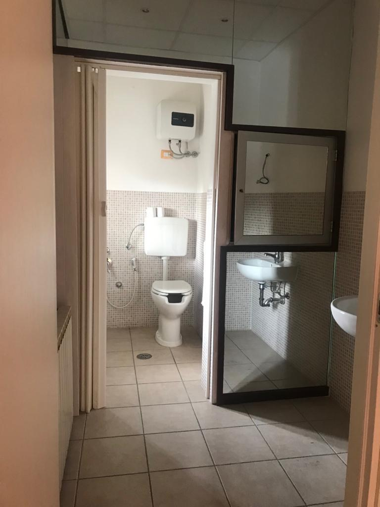 Fondo Commerciale in affitto a Fucecchio