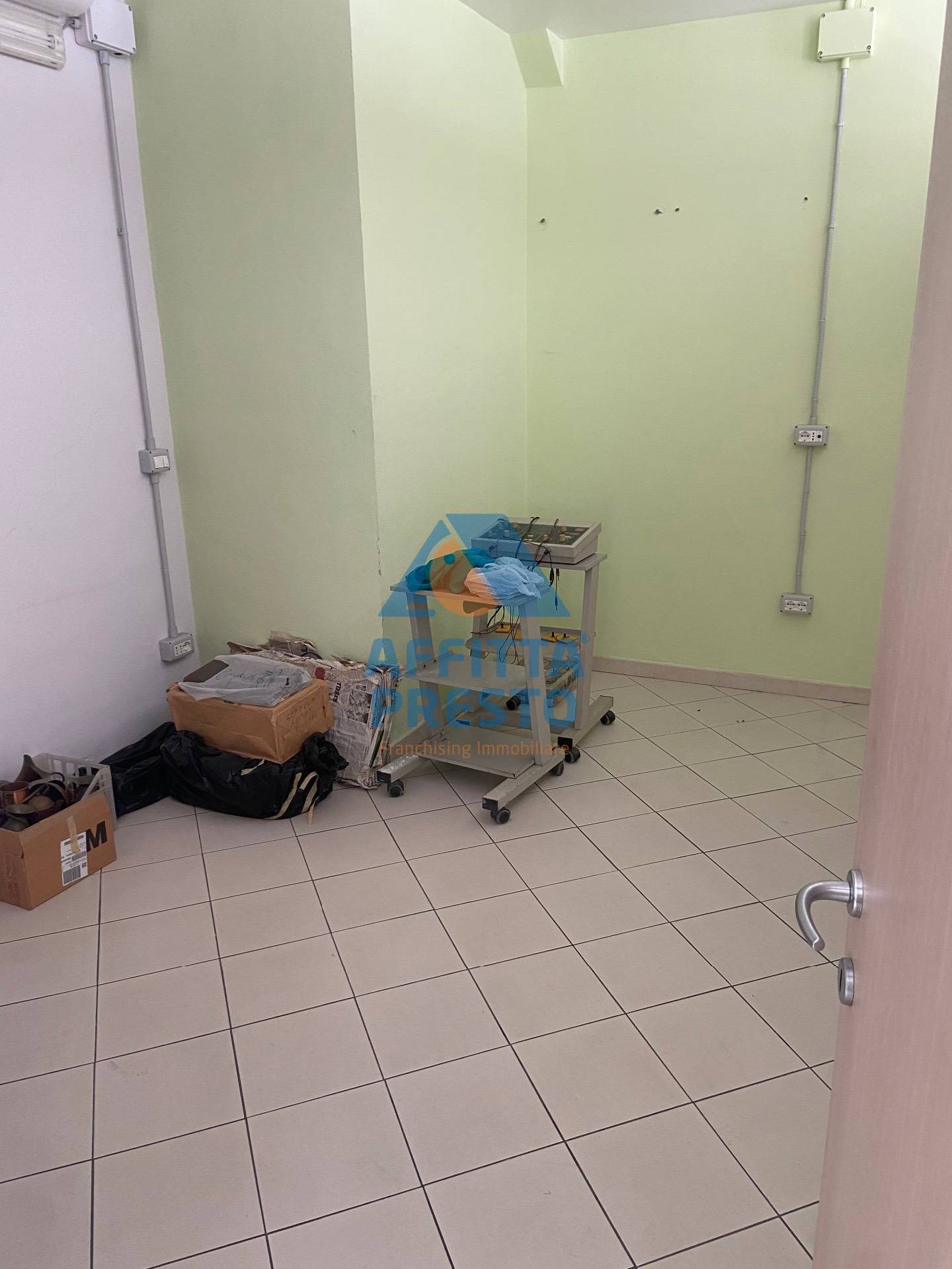 Fondo Commerciale in affitto a Empoli