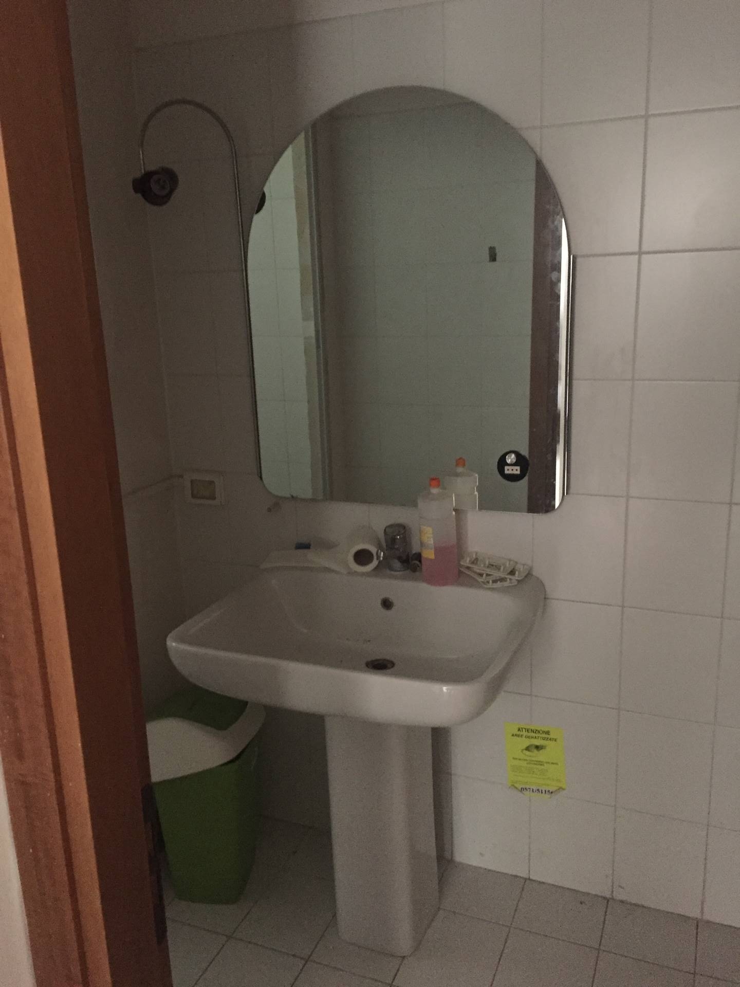 Fondo Commerciale in affitto a Empoli, Villanuova