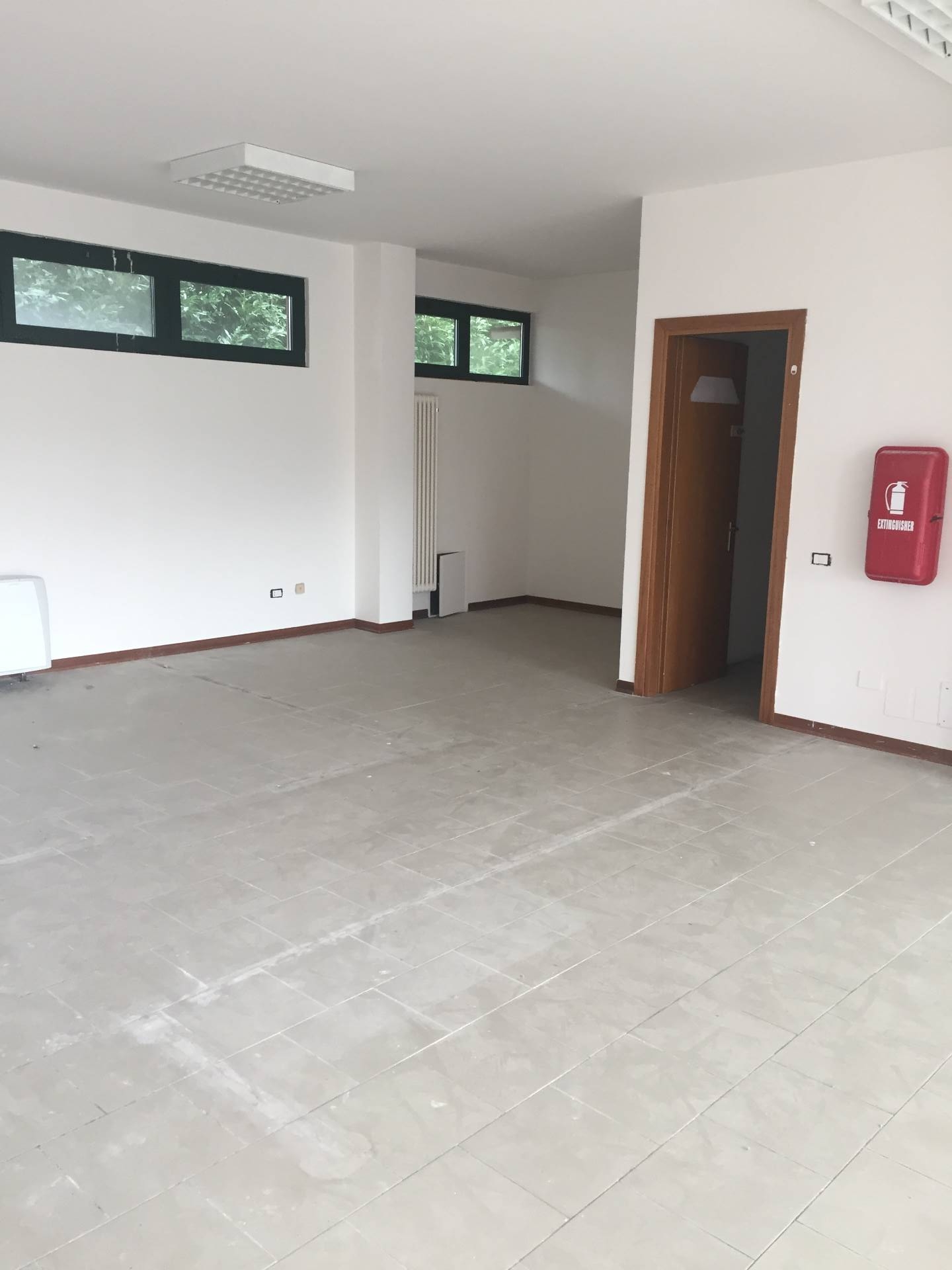 Fondo Commerciale in affitto a Empoli, Villanuova