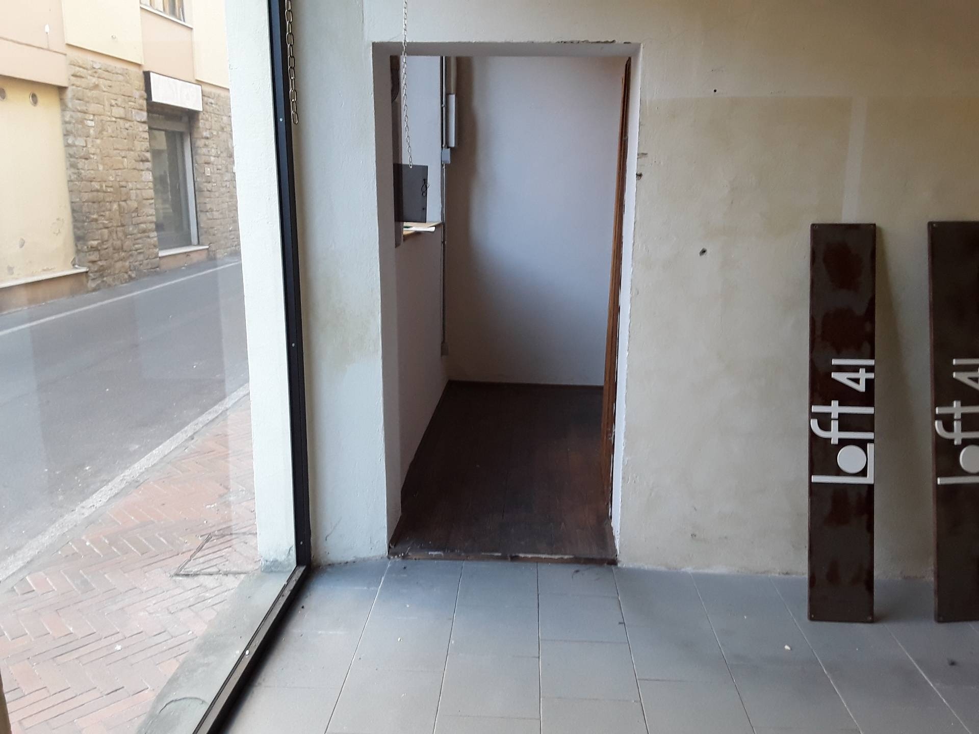 Fondo Commerciale in affitto a Montelupo Fiorentino