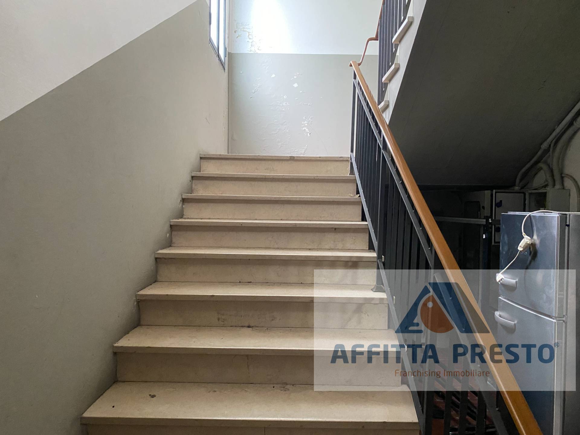 Fondo Commerciale in affitto a Cerreto Guidi