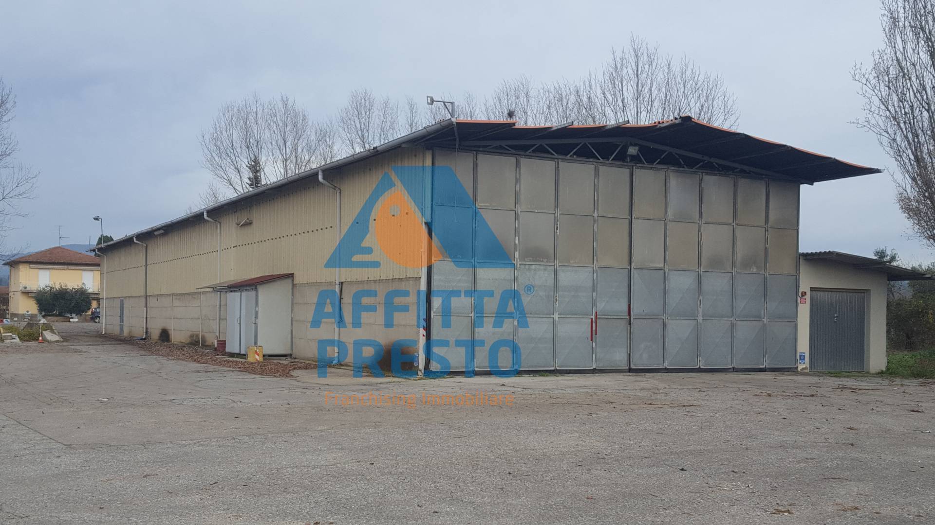 Deposito in vendita a Empoli, Cortenuova