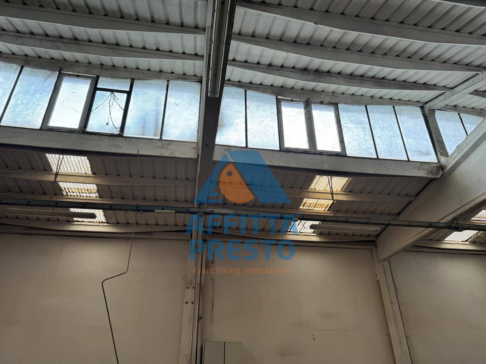 Capannone in affitto a Empoli, Terrafino