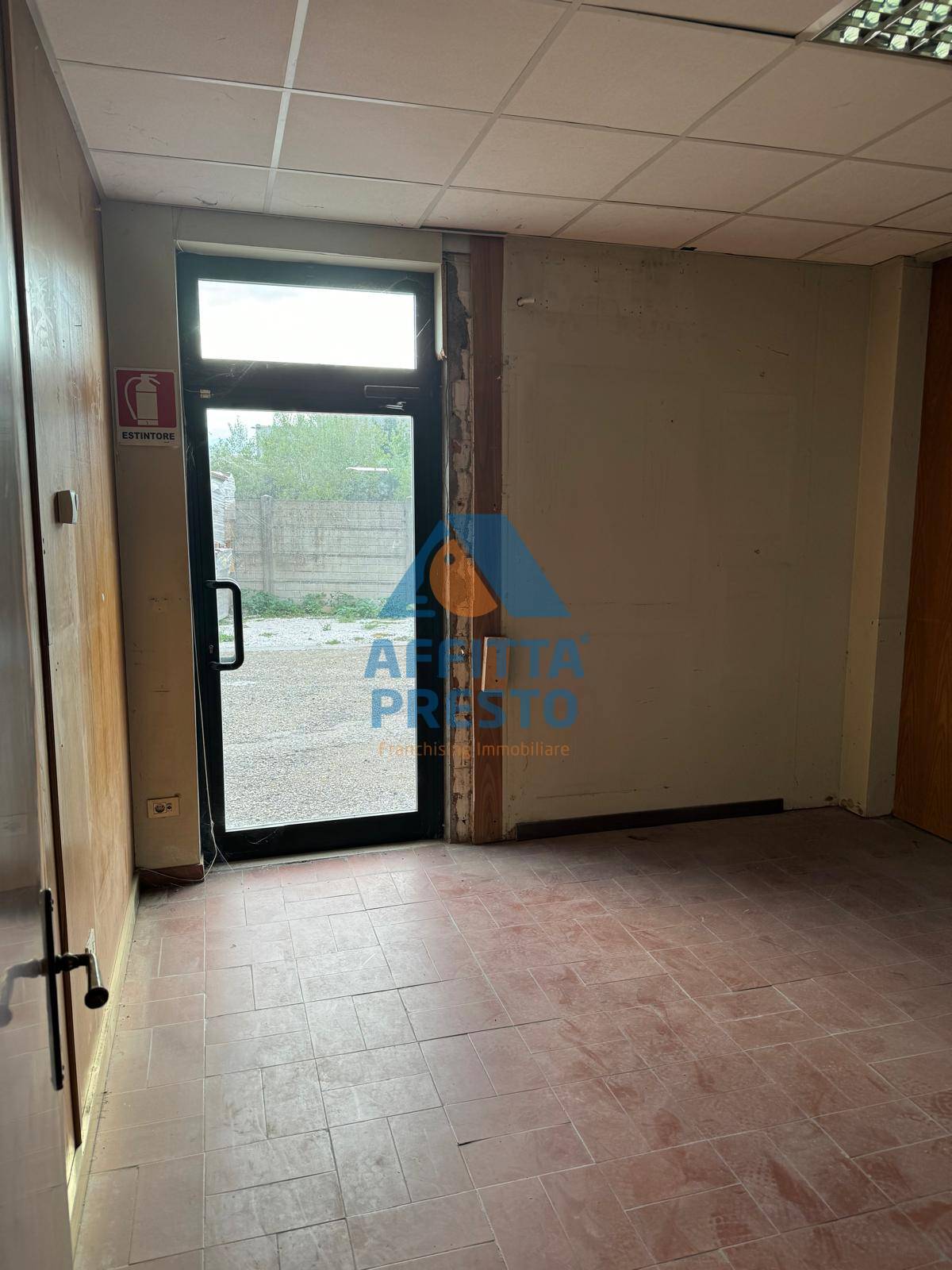 Capannone in affitto a Empoli, Terrafino