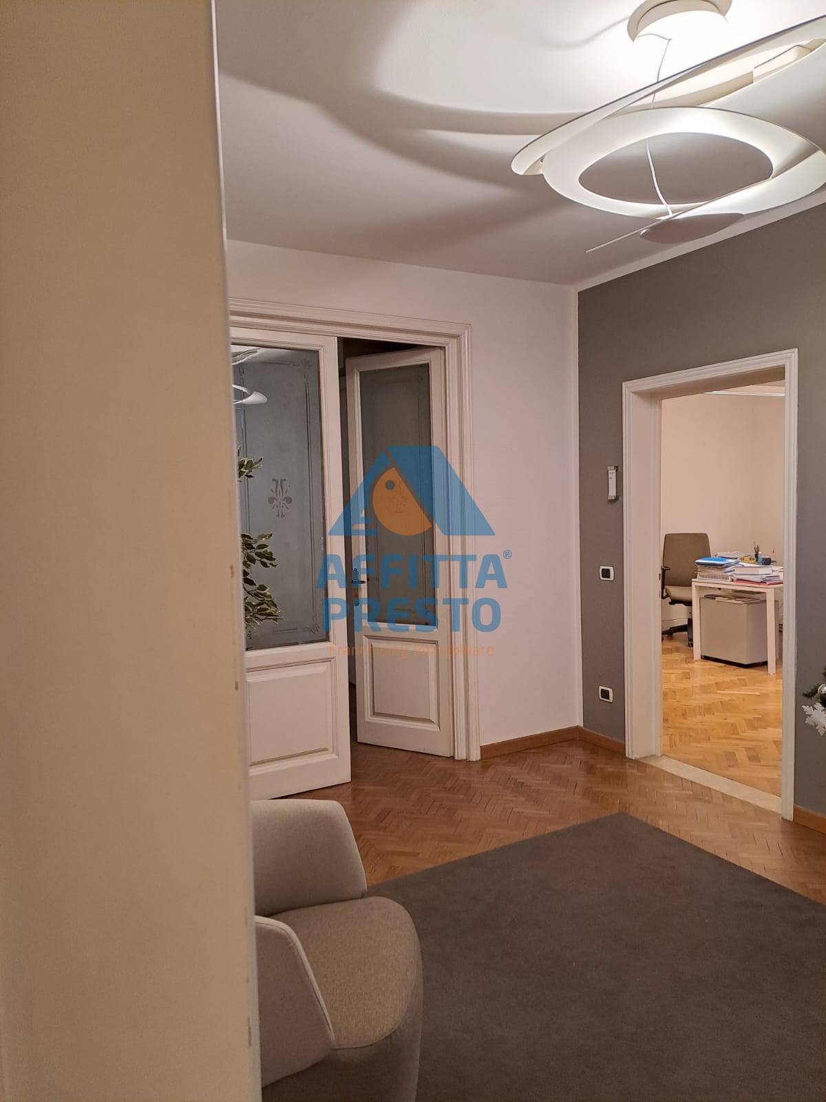 Ufficio in affitto a Empoli, Stazione