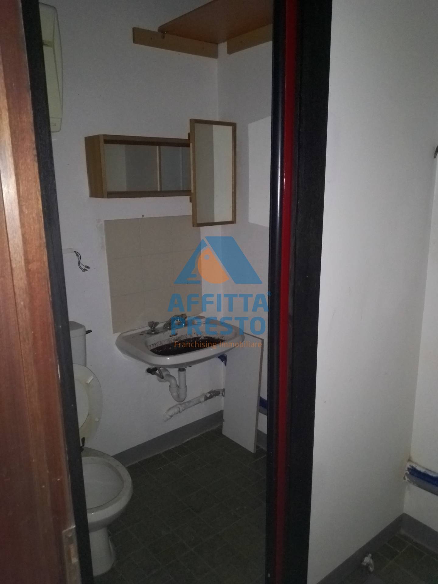 Fondo Commerciale in affitto a Montelupo Fiorentino, Samminiatello