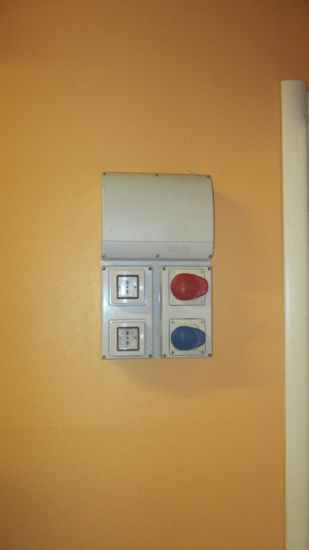 Fondo Commerciale in affitto a Montelupo Fiorentino