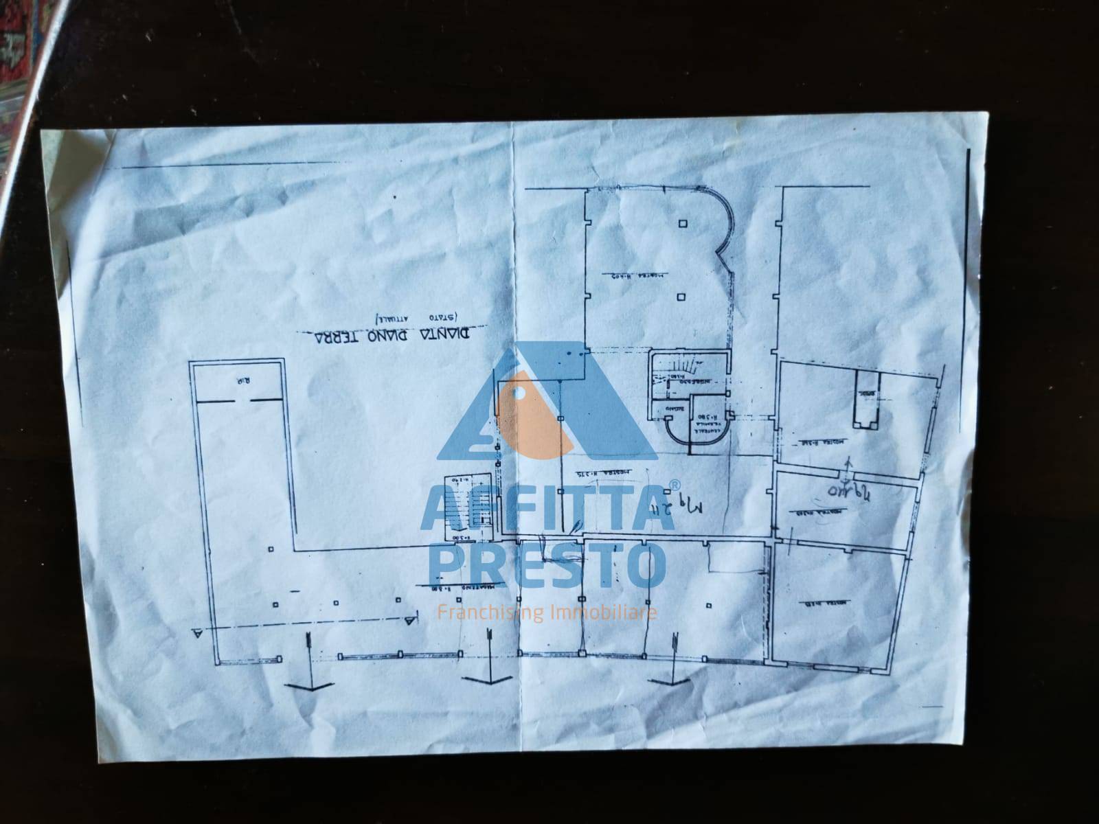 Fondo Commerciale in affitto a Lamporecchio