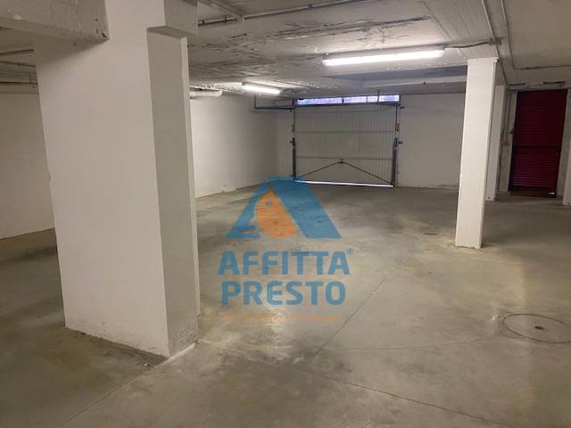 Garage in affitto a Empoli, Stadio