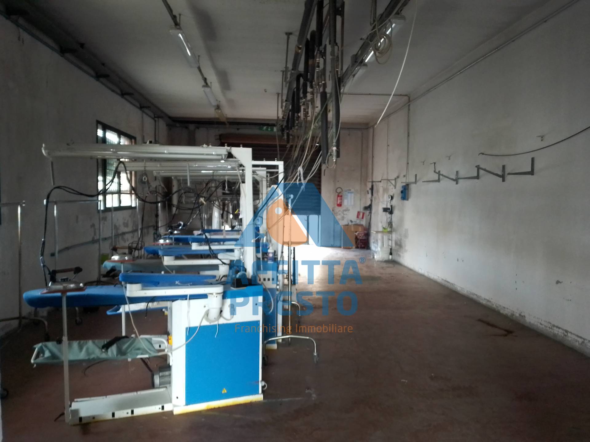 Fondo Artigianale in vendita a Cerreto Guidi, Bassa