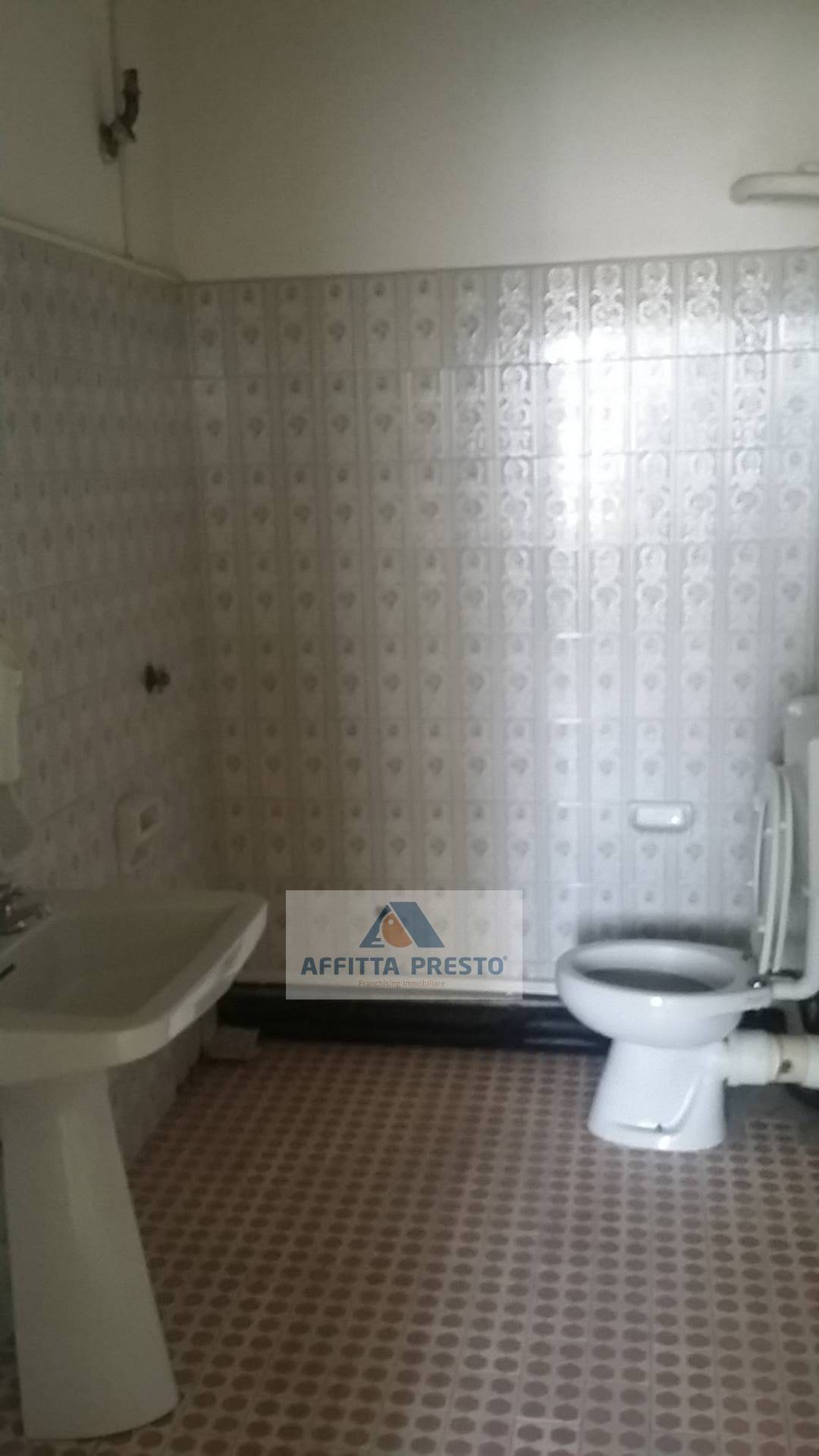 Capannone in affitto a Fucecchio