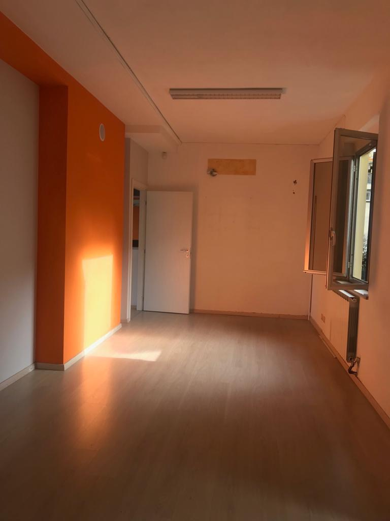 Fondo Commerciale in affitto a Fucecchio