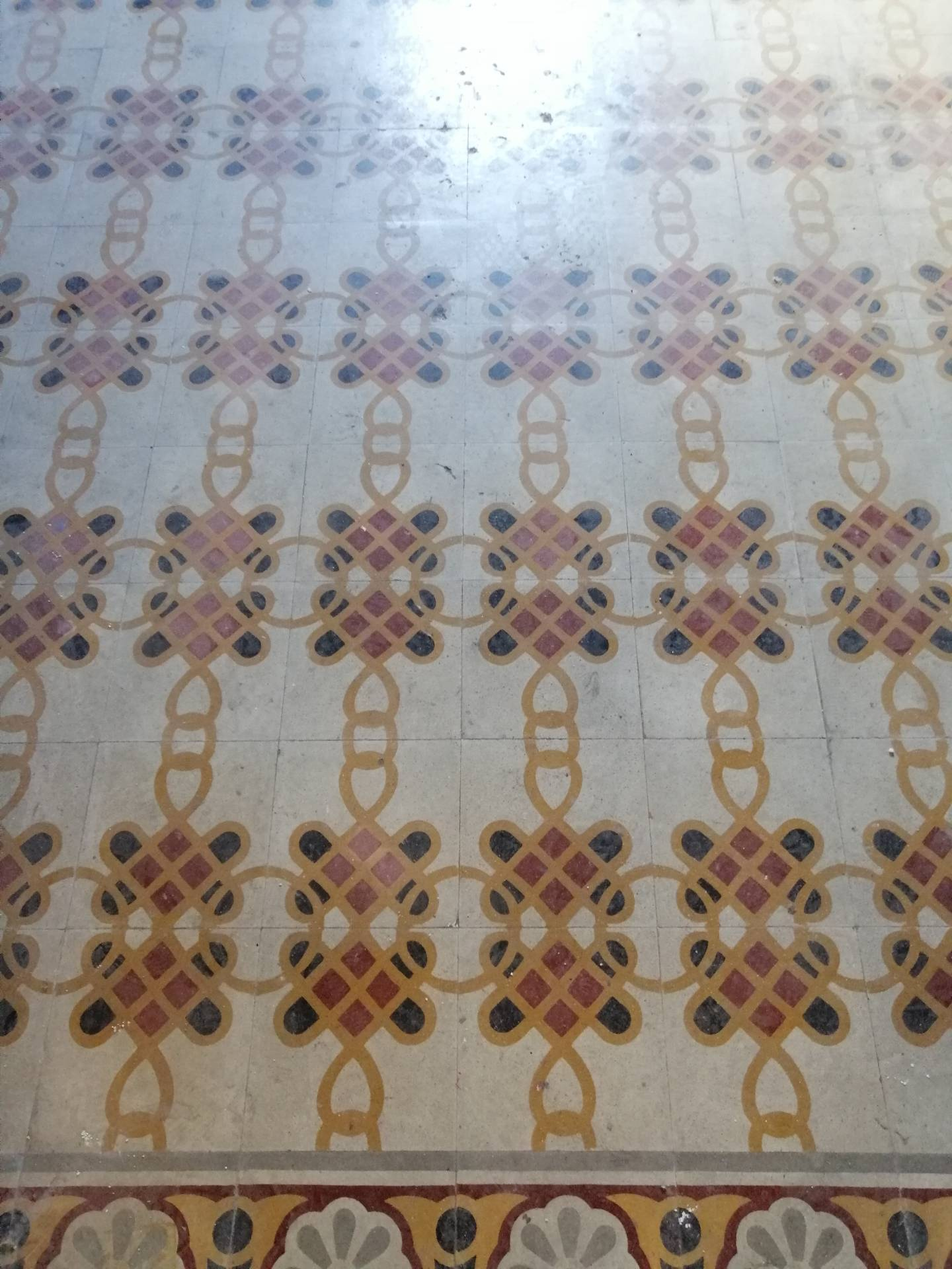 Fondo Commerciale in affitto a Empoli, Centro