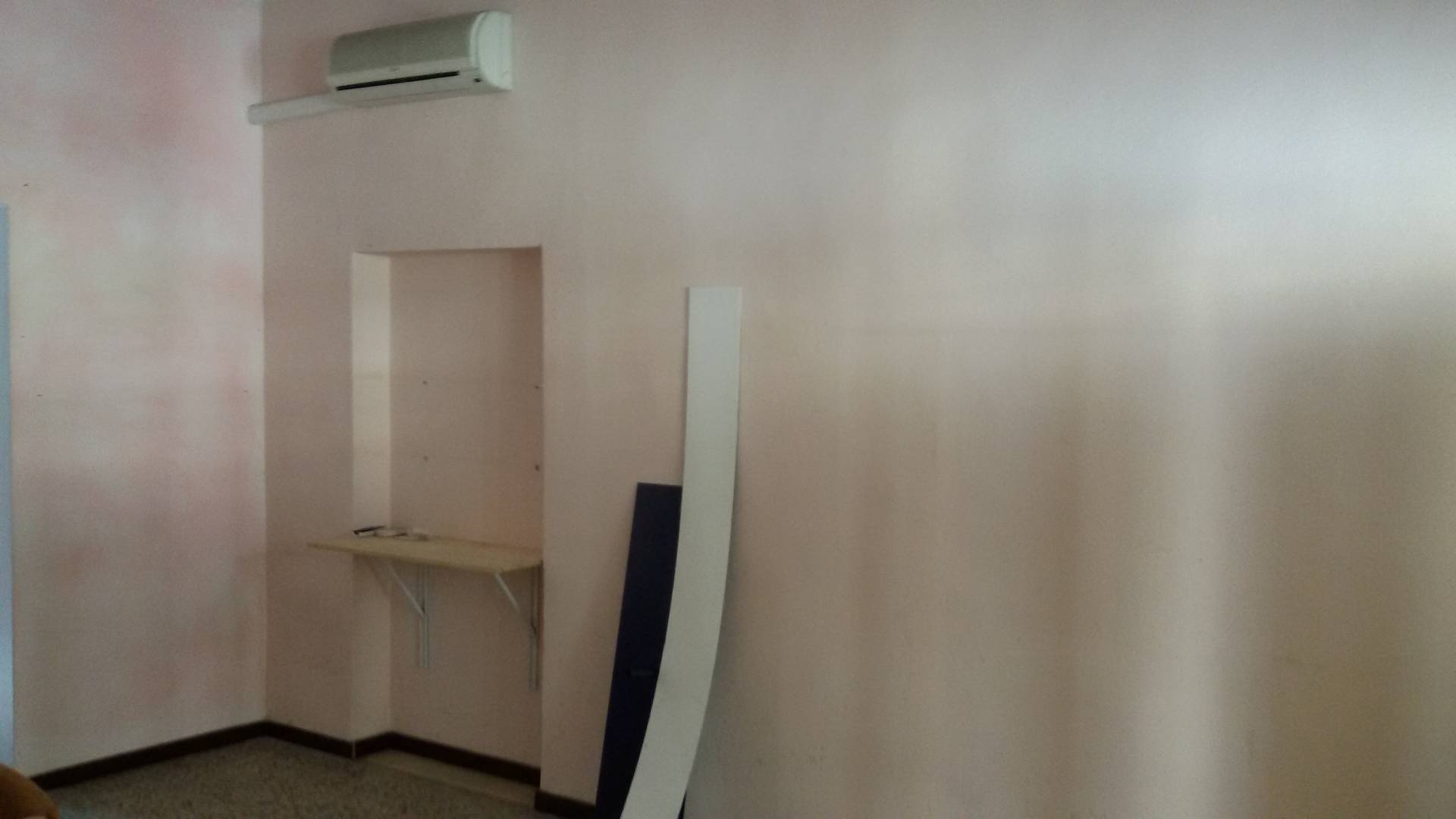 Fondo Commerciale in affitto a Castelfiorentino