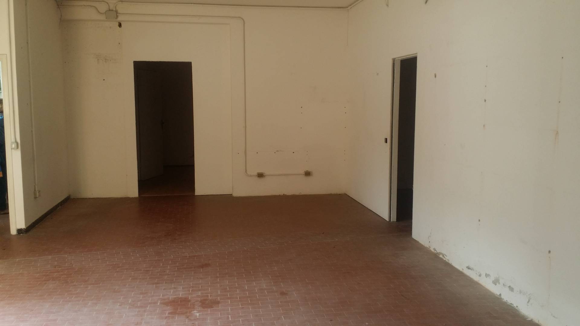 Fondo Commerciale in affitto a Fucecchio