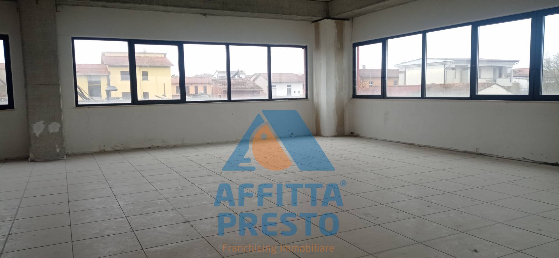 Ufficio in affitto a Santa Croce sull'Arno