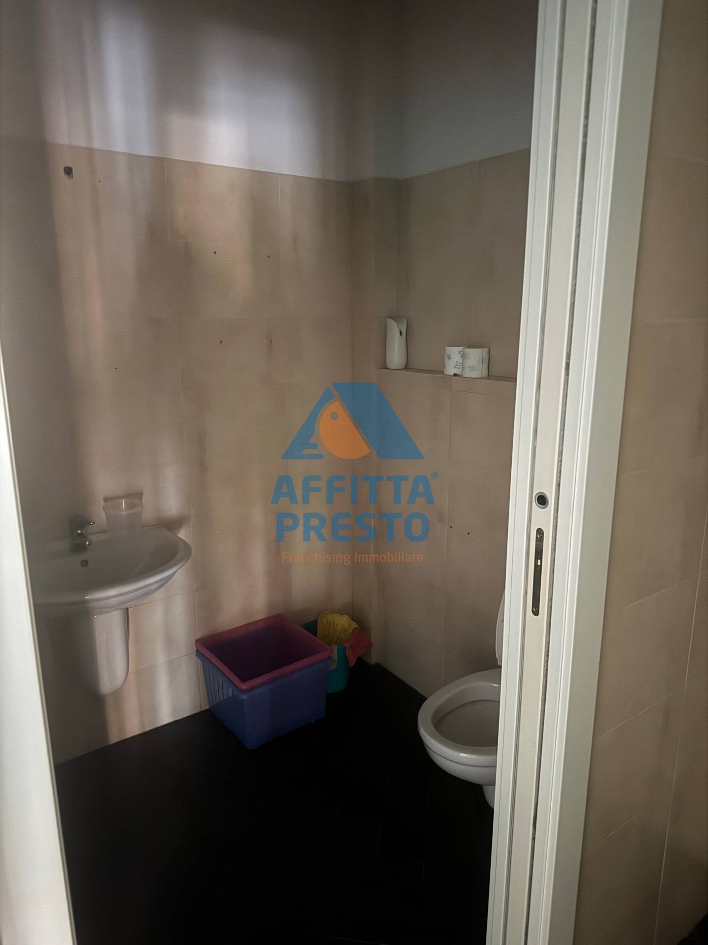 Fondo Commerciale in affitto a Fucecchio