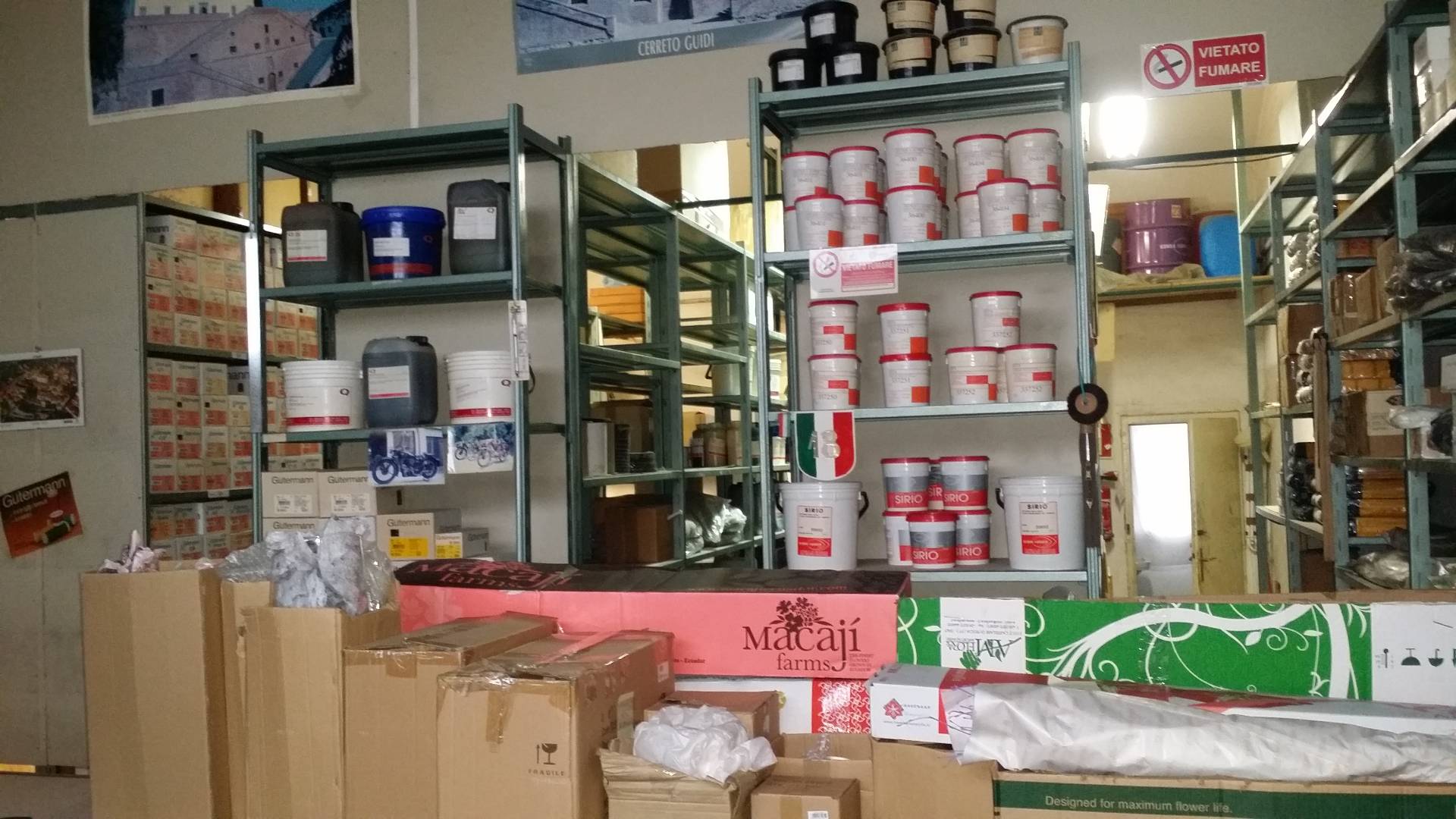 Magazzino in affitto a Cerreto Guidi