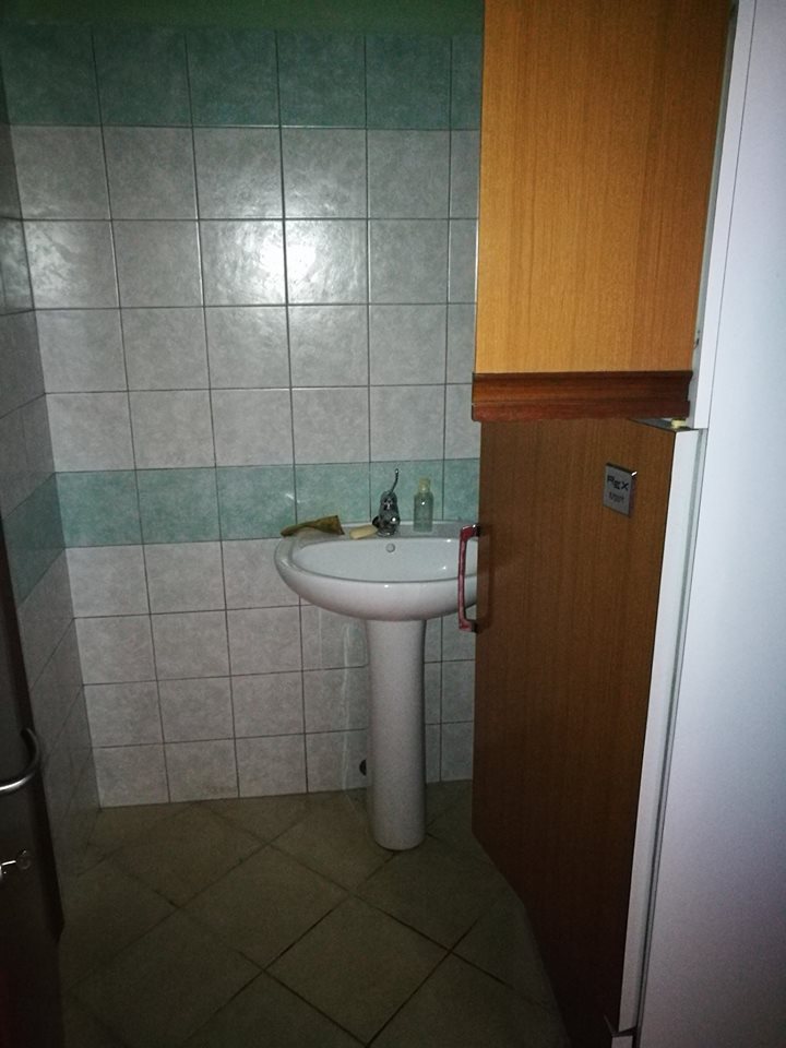 Negozio in affitto a Cerreto Guidi, Stabbia