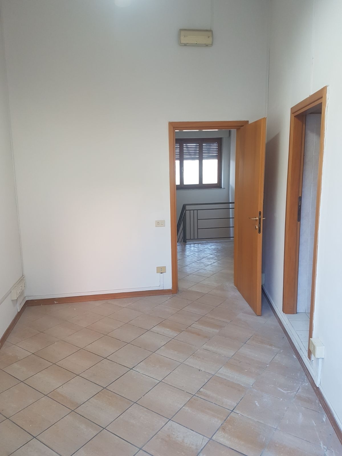 Ufficio in affitto a Empoli, Centro