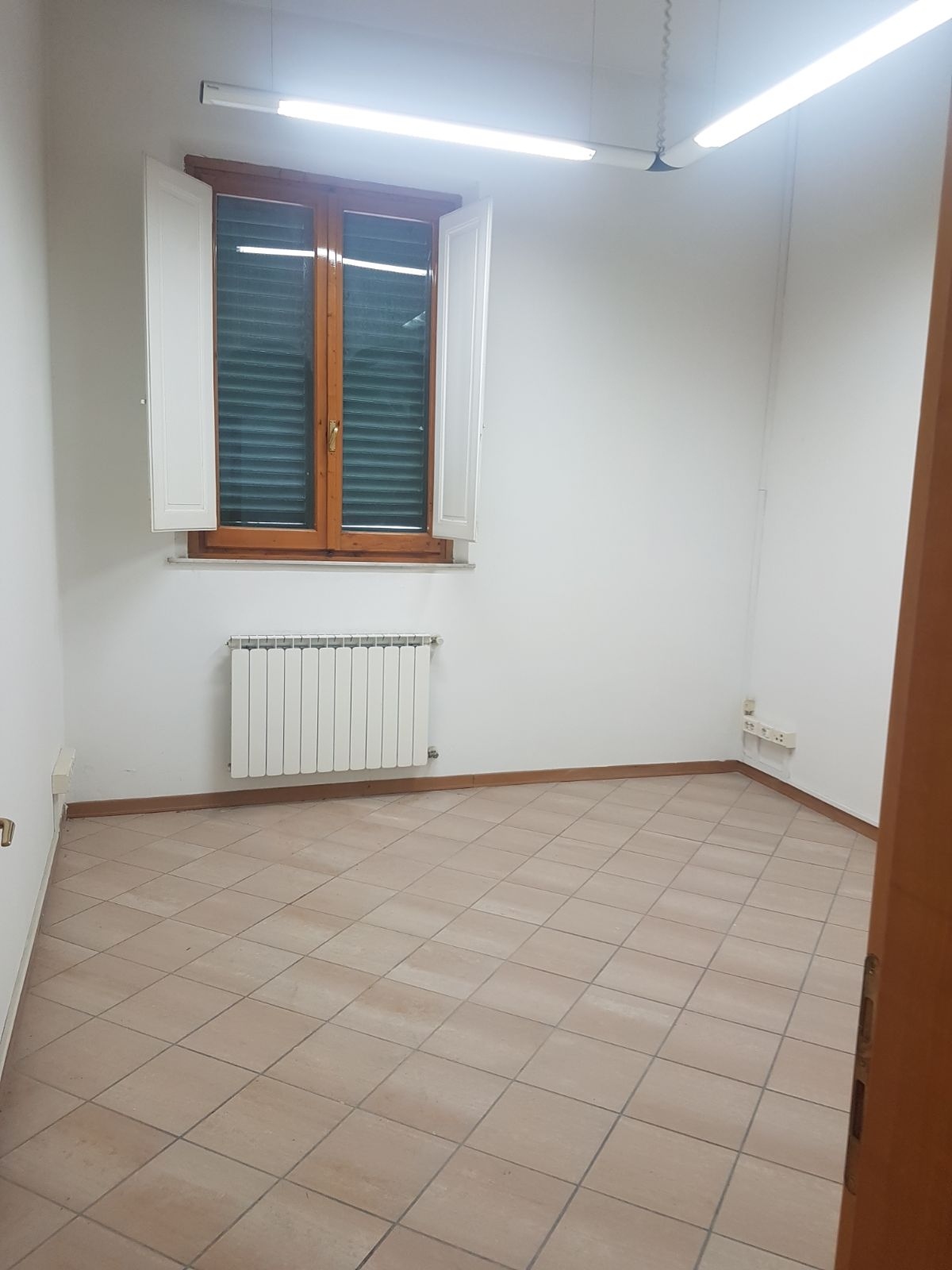 Ufficio in affitto a Empoli, Centro