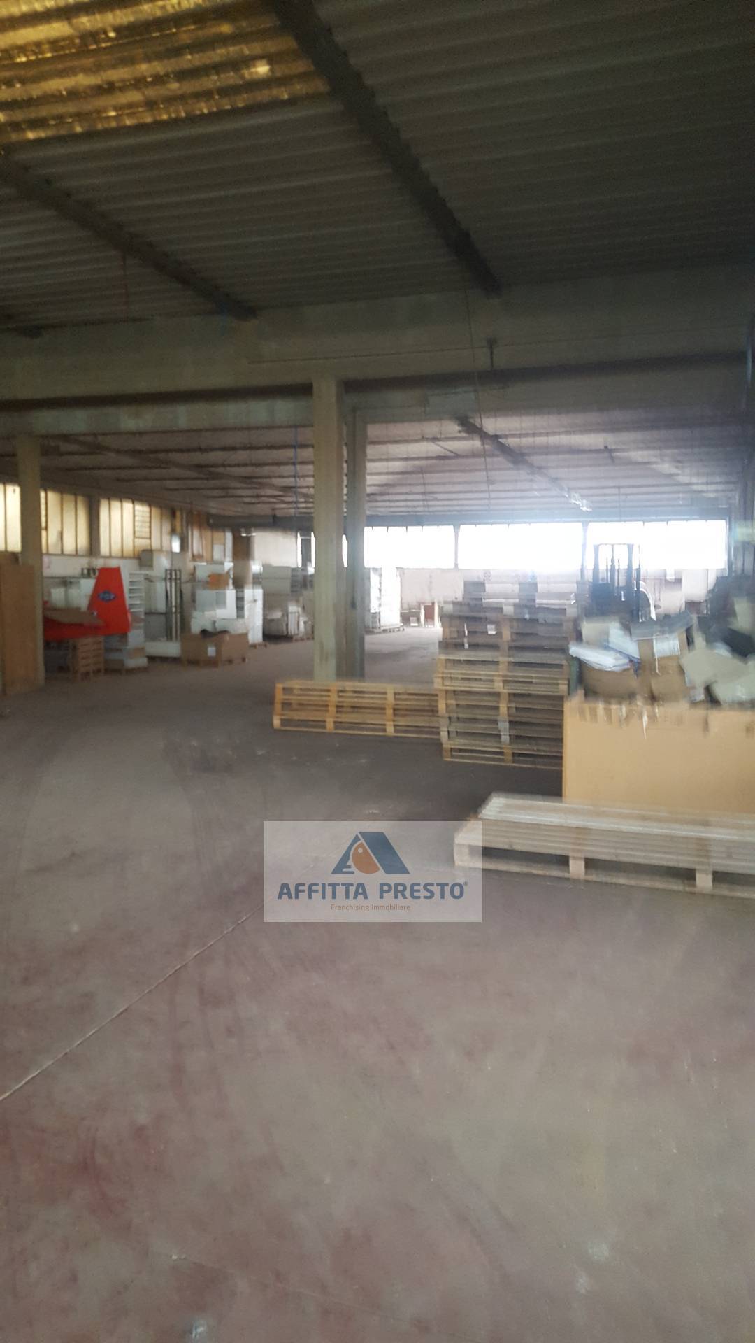 Capannone in vendita a Ponsacco, Le Melorie