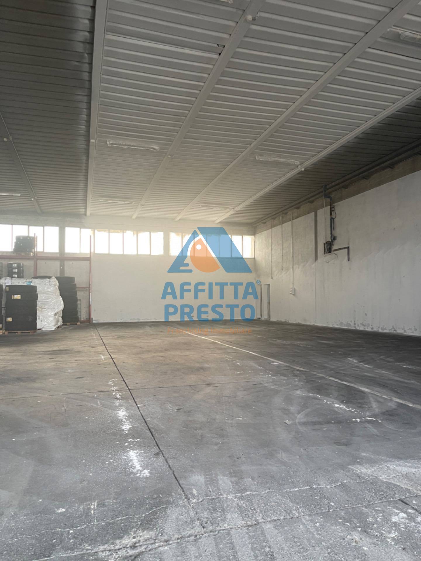 Capannone in affitto a Santa Croce sull'Arno