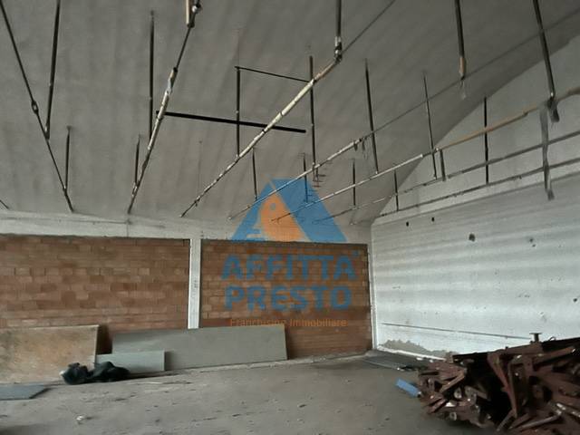 Fondo Artigianale in affitto a Cerreto Guidi, Stabbia